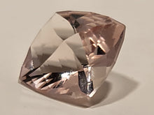 Load image into Gallery viewer, Morganite