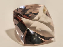 Load image into Gallery viewer, Morganite